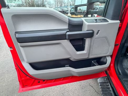 Used 2022 Ford F550 2WD Regular Cab Super Duty image 15