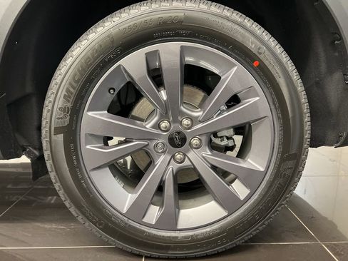 New 2026 Ford Explorer Active image 7