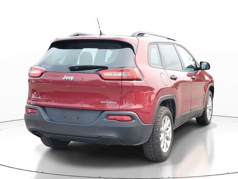 Used 2015 Jeep Cherokee Sport w/ Sport Appearance Group AWD/4WD image 4
