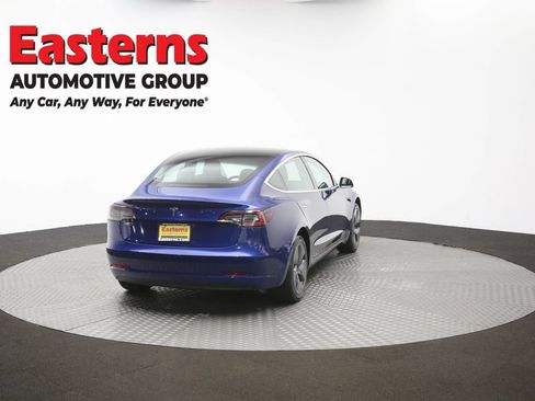 Used 2020 Tesla Model 3 Standard Range RWD image 35