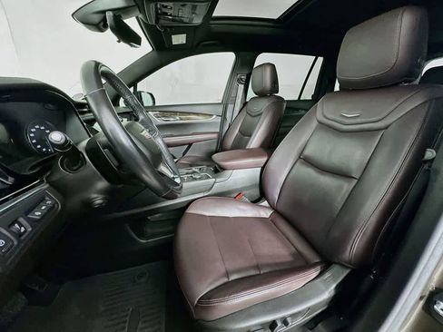 Used 2020 Cadillac XT6 Premium Luxury FWD image 12