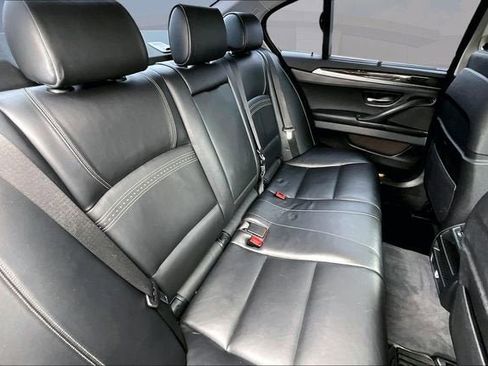 Used 2016 BMW 550i xDrive Sedan AWD/4WD image 28