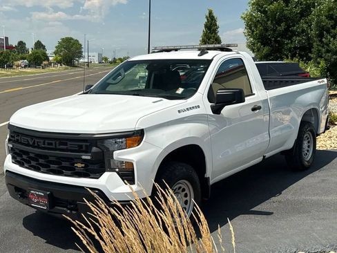 Used 2025 Chevrolet Silverado 1500 W/T w/ WT Value Package AWD/4WD image 28