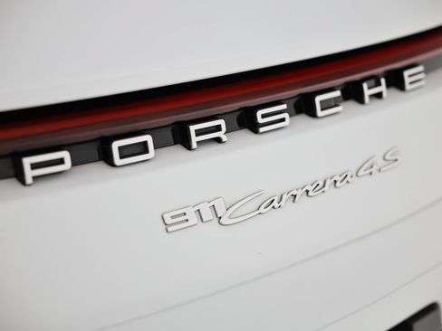 Used 2020 Porsche 911 Carrera 4S AWD/4WD image 15
