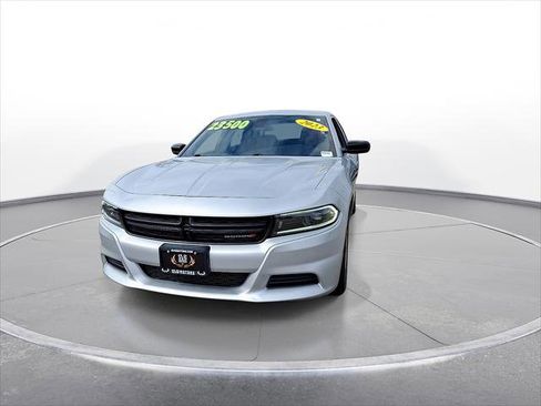 Used 2023 Dodge Charger SXT image 3