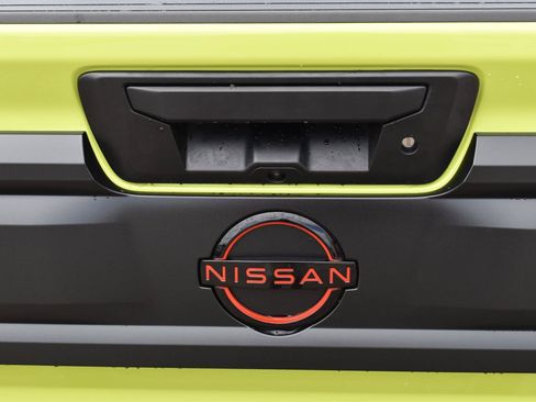 New 2026 Nissan Frontier PRO-4X w/ Pro-4x Convenience Package AWD/4WD image 9