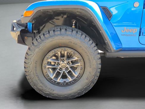 Used 2021 Jeep Wrangler Unlimited Rubicon w/ Dual Top Group image 61