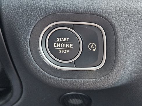 Certified 2025 Mercedes-Benz GLE 450 4MATIC image 21