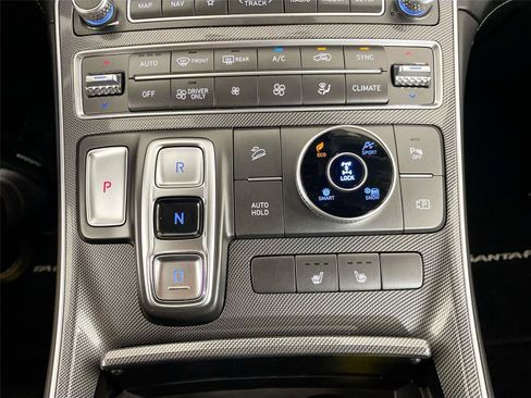 Used 2023 Hyundai Santa Fe SEL Premium AWD/4WD image 15