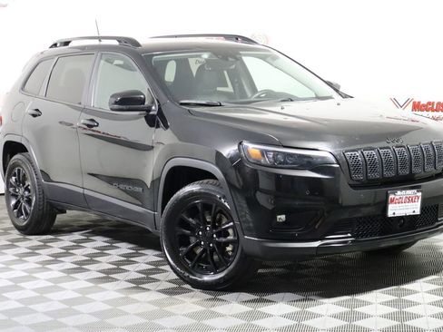 Used 2023 Jeep Cherokee Altitude Lux image 4