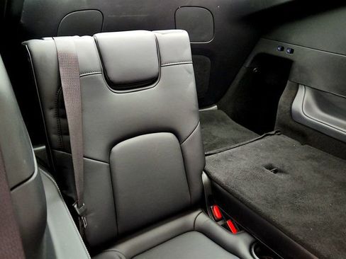 Used 2021 Tesla Model Y Long Range image 26