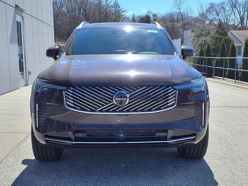 New 2026 Volvo XC90 B6 Plus w/ Protection Package Premier image 2