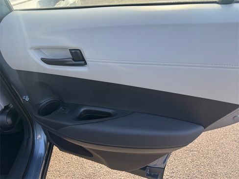 New 2026 Toyota Corolla Cross L image 19