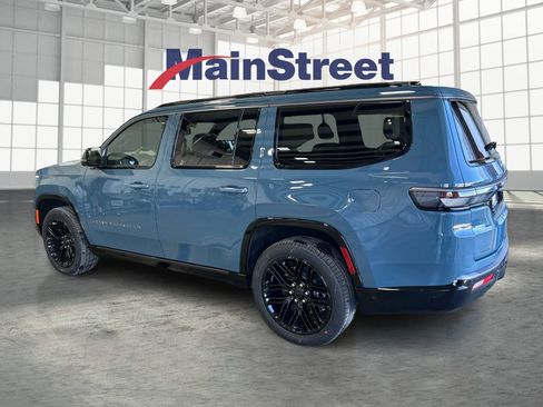 New 2026 Jeep Grand Wagoneer Limited AWD/4WD image 3