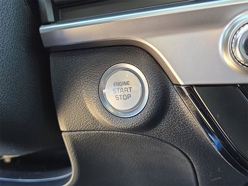 New 2025 Kia Telluride S image 31