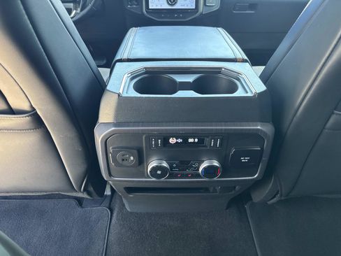 Used 2023 Ford Expedition Platinum AWD/4WD image 18