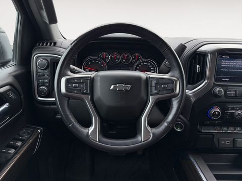Used 2022 Chevrolet Silverado 1500 RST w/ Redline Edition AWD/4WD image 13