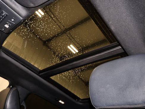 Certified 2022 Ford F250 Lariat w/ Lariat Ultimate Package image 38