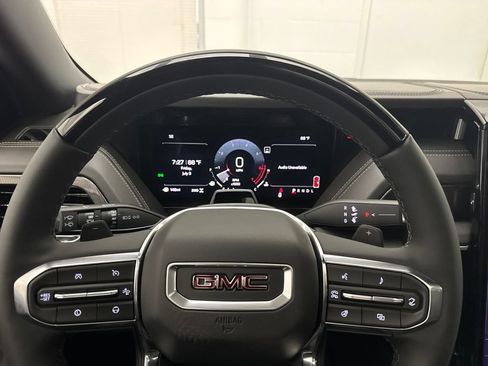 New 2026 GMC Yukon XL Elevation w/ Elevation Premium Package AWD/4WD image 19