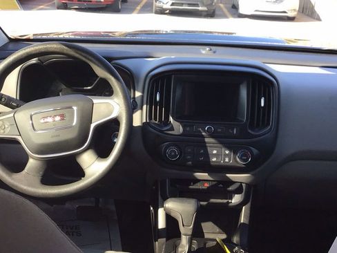 Used 2019 GMC Canyon 2WD Crew Cab w/ Convenience Package image 15