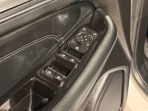 Used 2017 Ford Edge Titanium w/ Equipment Group 301A FWD image 15