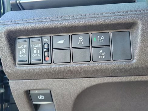 Certified 2018 Honda Odyssey EX-L image 21