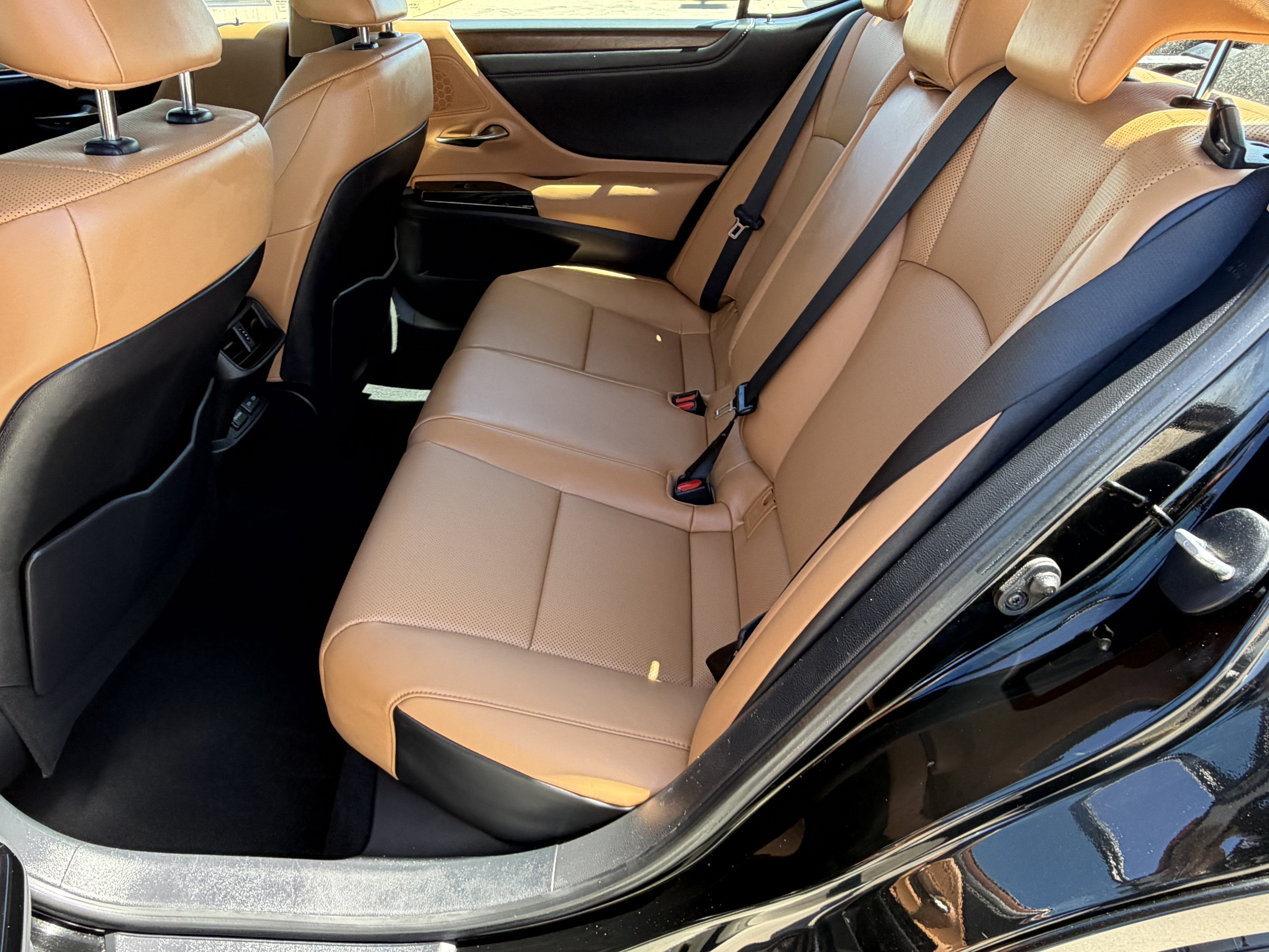 Certified 2023 Lexus ES 350 w/ Premium Package FWD image 34