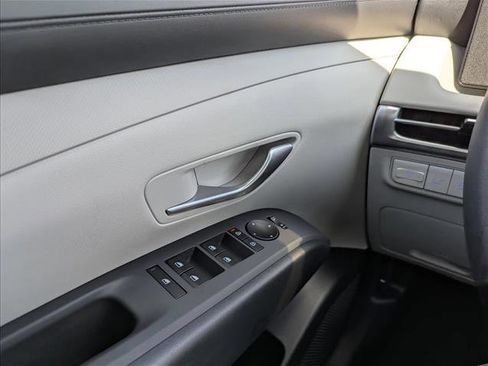New 2026 Hyundai Tucson SEL image 10
