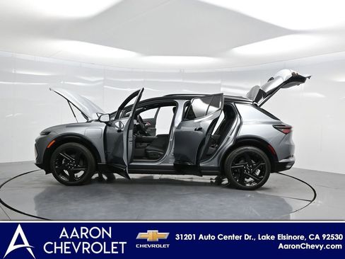 New 2026 Chevrolet Equinox EV RS image 38