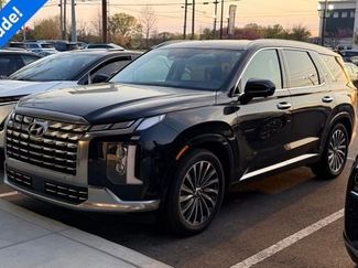 Used 2024 Hyundai Palisade Calligraphy video 1