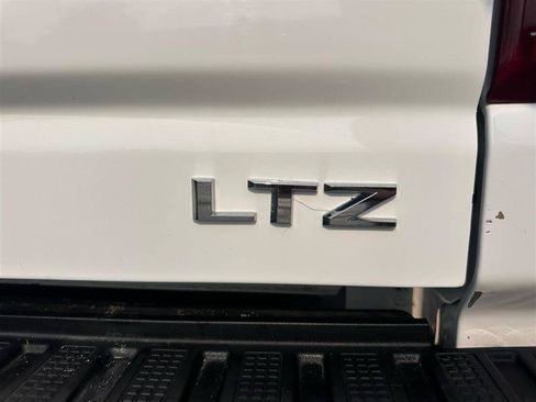 Used 2020 Chevrolet Silverado 2500 LTZ w/ LTZ Plus Package AWD/4WD image 12