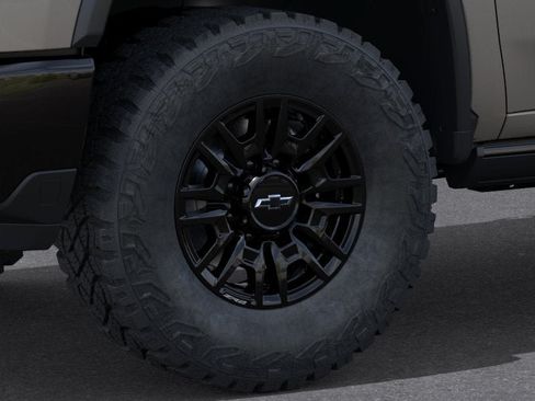 New 2026 Chevrolet Silverado 2500 ZR2 AWD/4WD image 9
