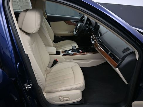 Used 2022 Audi A4 2.0T Premium image 25