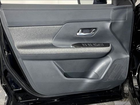 New 2026 Nissan Kicks SV w/ SV Premium Package image 42