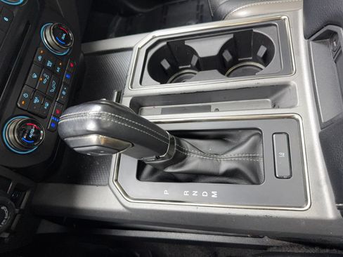Used 2018 Ford F150 Raptor w/ Equipment Group 802A Luxury AWD/4WD image 32