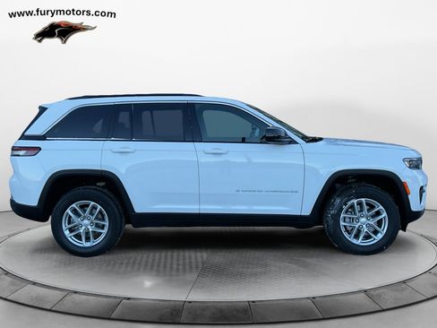New 2025 Jeep Grand Cherokee Laredo X w/ Luxury Tech Group I image 2