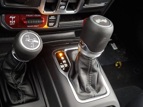 New 2026 Jeep Wrangler Unlimited Rubicon image 12