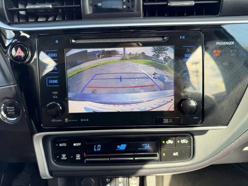 Used 2017 Toyota Corolla XLE FWD image 9