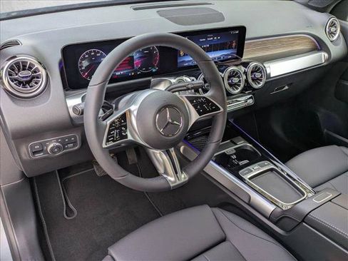 Certified 2026 Mercedes-Benz GLB 250 image 3