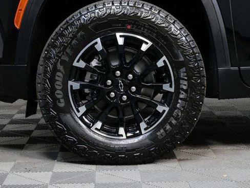 New 2026 Chevrolet Traverse Z71 w/ LPO, Floor Liner Package image 35