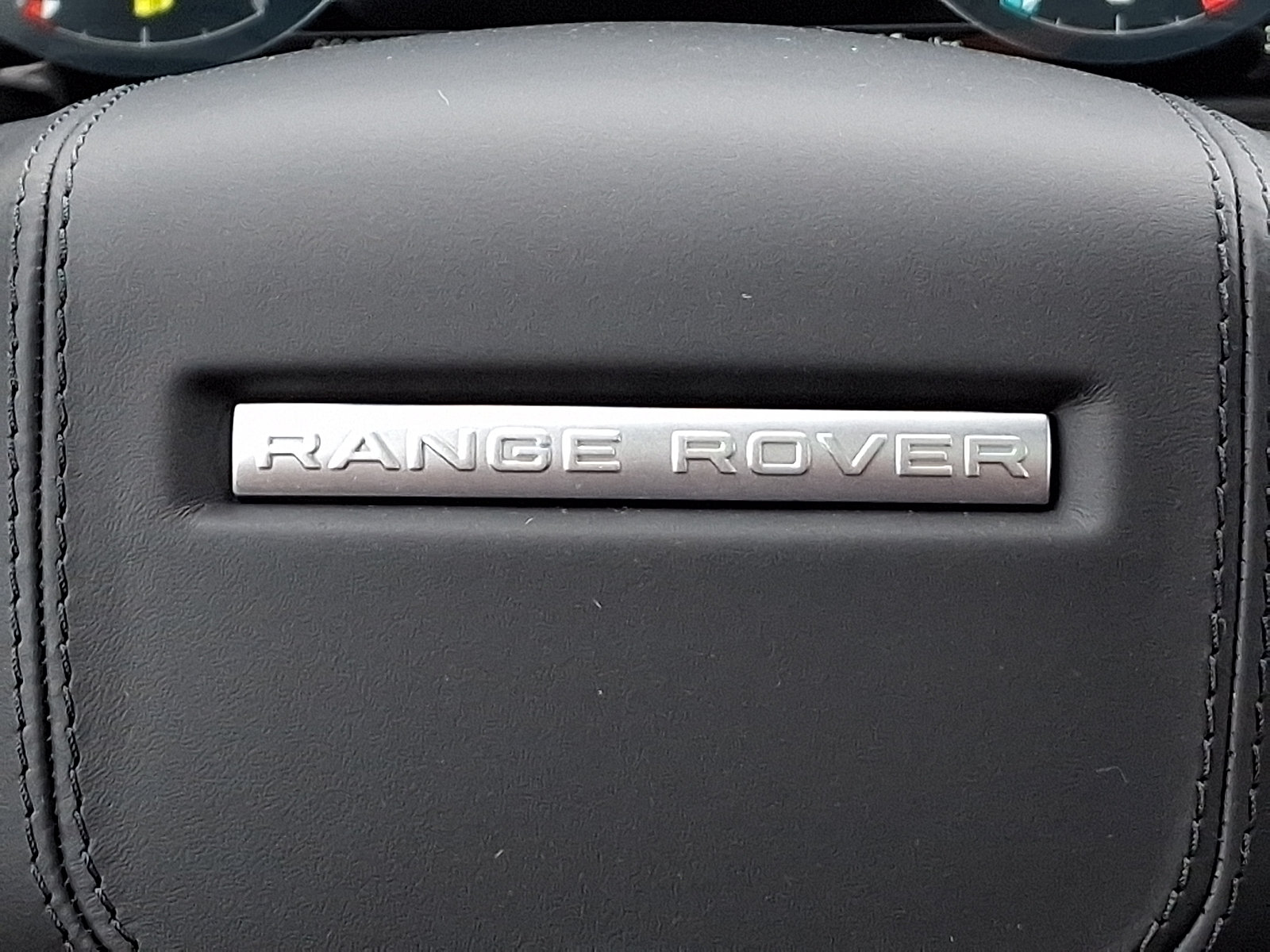 New 2026 Land Rover Range Rover Velar S AWD/4WD image 20
