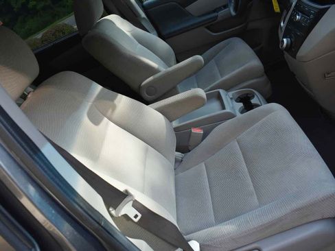 Used 2013 Honda Odyssey EX image 40