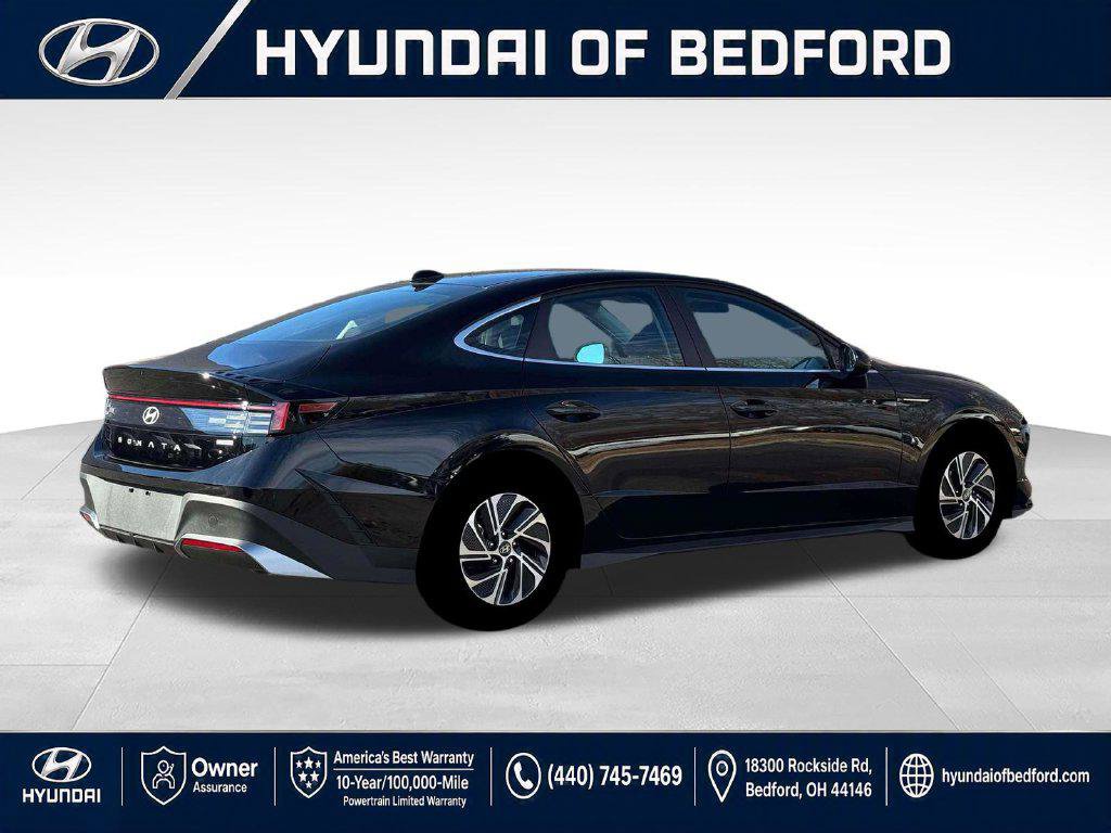 New 2026 Hyundai Sonata Blue FWD image 8
