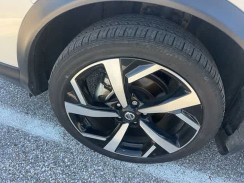 Used 2022 Nissan Rogue Sport SL image 13