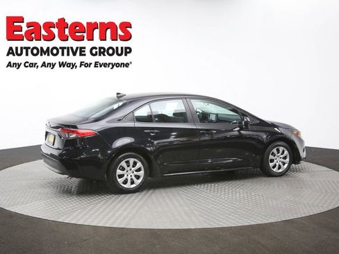 Used 2024 Toyota Corolla LE image 40