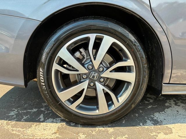Used 2022 Honda Odyssey Touring image 25