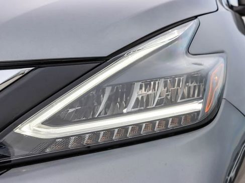 Used 2023 Nissan Murano SV image 12