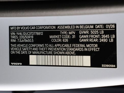 New 2026 Volvo XC40 B5 Plus w/ Protection Package Premier image 17