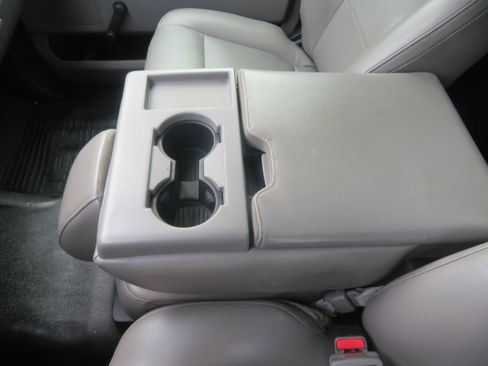 Used 2017 Ford F250 XL image 42