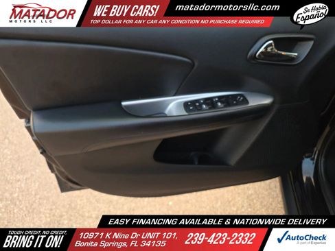 Used 2012 Dodge Journey SXT FWD image 9